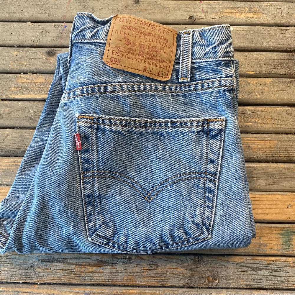 Vintage Levi’s 505 straight leg jeans sz 31/ 8